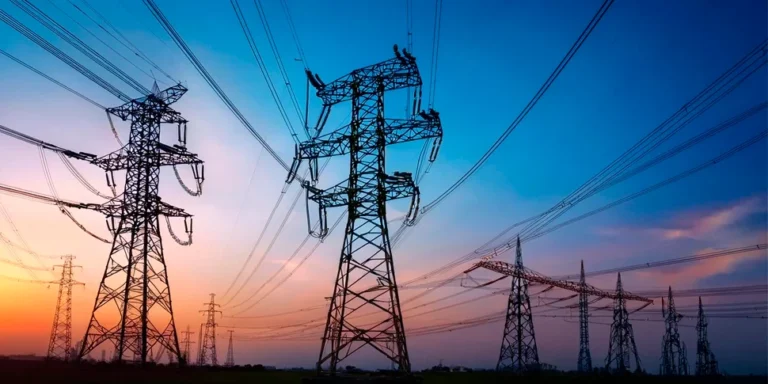 como se fija el precio de la luz en espana