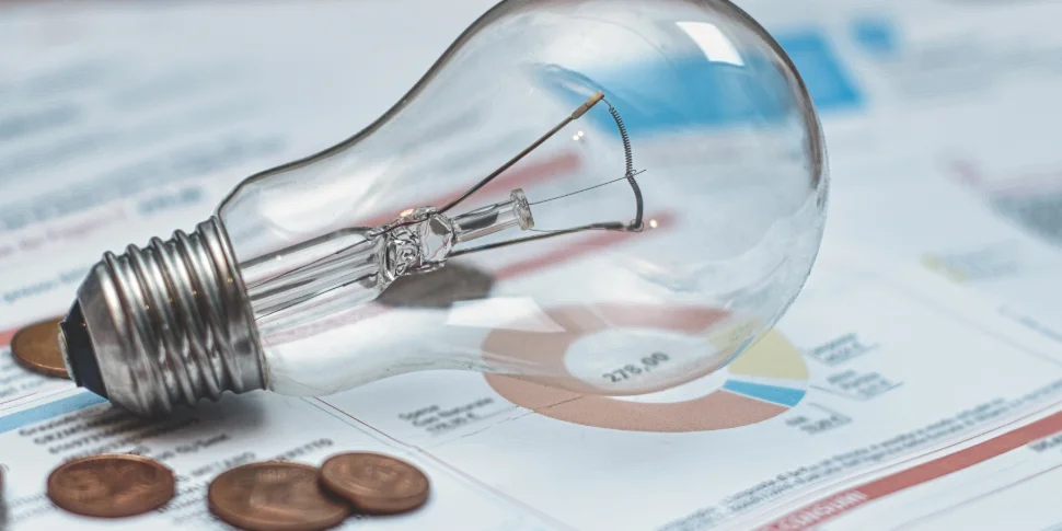 Precios de la luz en julio y agosto 2025