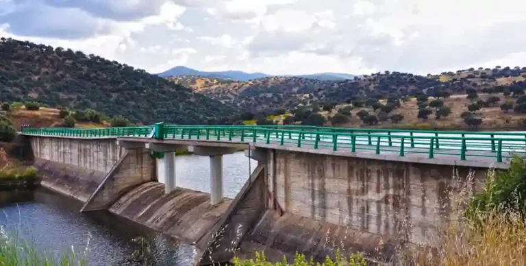 reservas hídricas en España 2026